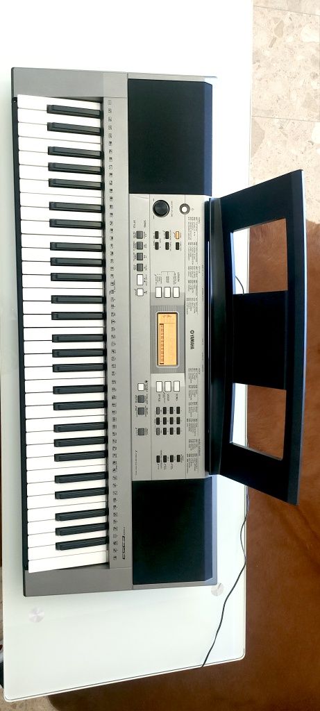 Yamaha teclado /piano PSR-E353