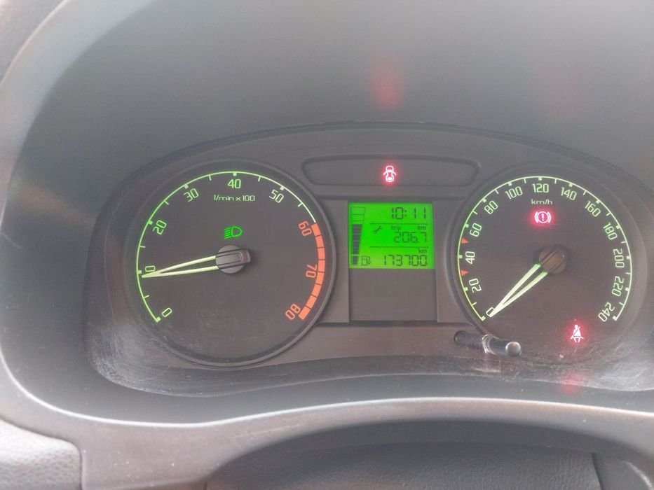 Skoda Fabia salon polska II właściciel niski przebieg bezwypadkowa 1.2