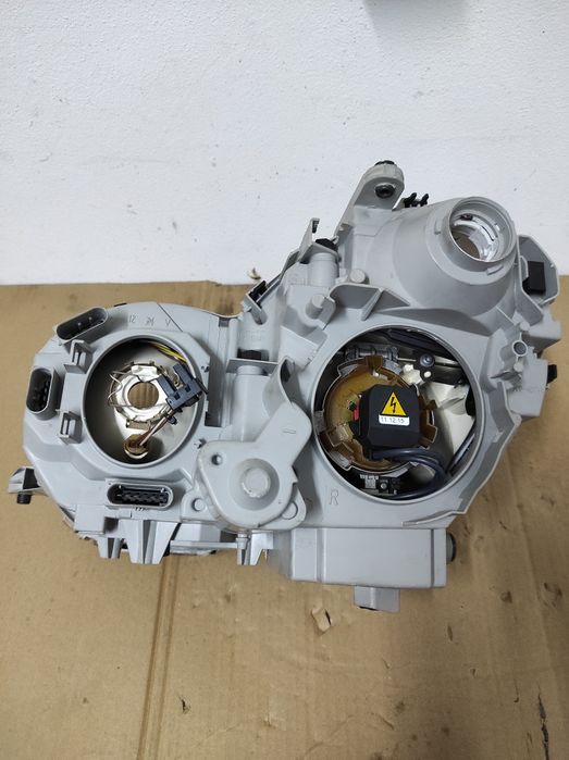 Ótica direita mercedes w203