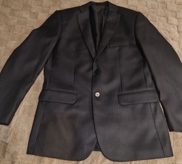 Garnitur męski firmy CLAN