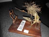Escultura pintor em chapa e madeira