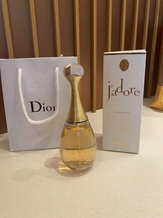 Dior J'adore Woda toaletowa 100ml