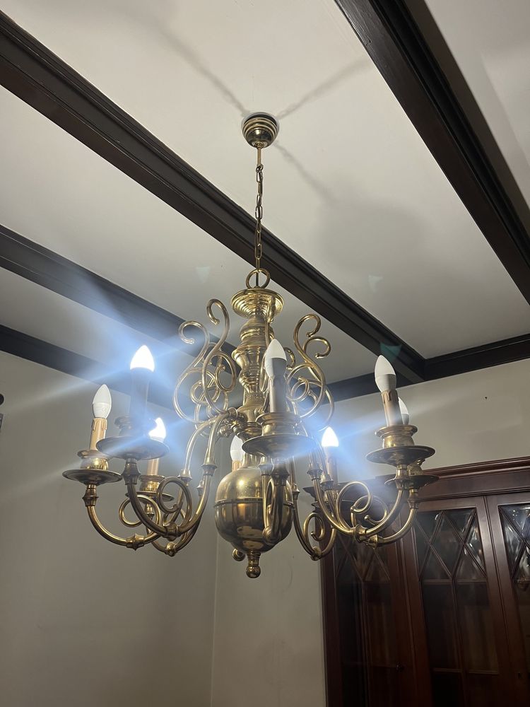 Candeeiro dourado de sala / quarto