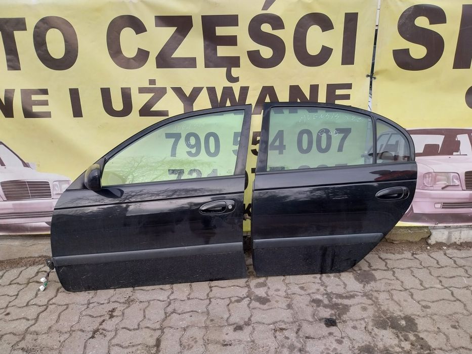 Toyota Avensis t22 drzwi lewy tył tylne lewe kompletne