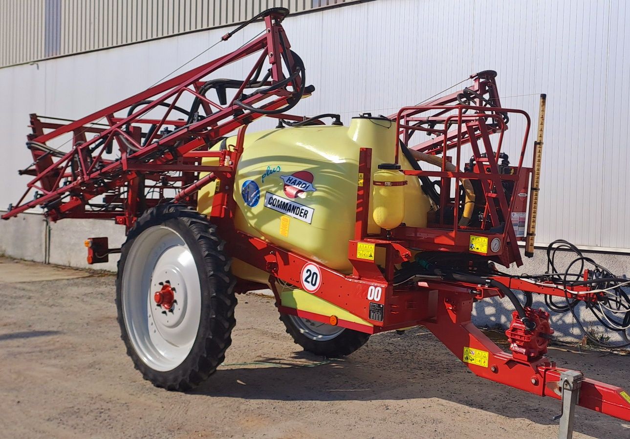 Opryskiwacz Hardi Commander 18m 2800L Hamulce pneumatyczne