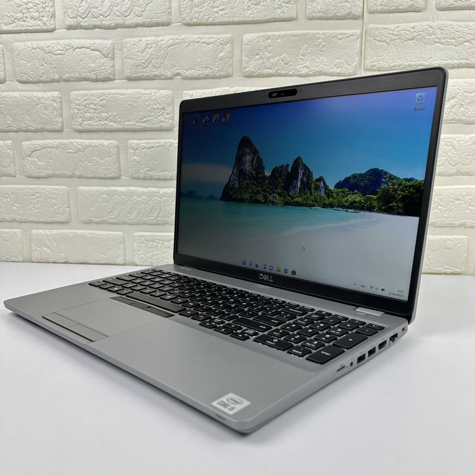 Ігровий ноутбук ультрабук Dell / 15.6 / i5-10310U / 8 gb DDR4 / SSD /