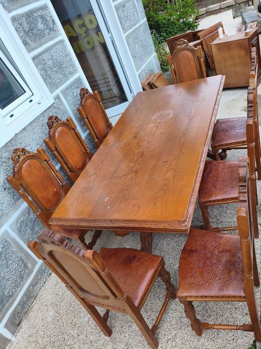Mesa mais 8 cadeiras