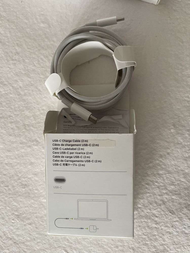 Carregador Macbook Pro 61W USB-C Power Adapter + Cabo USB-C 2 metros