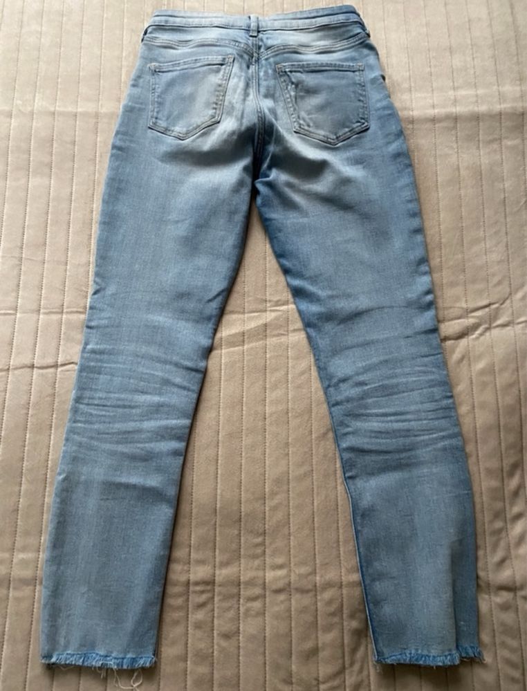 spodnie jeansowe