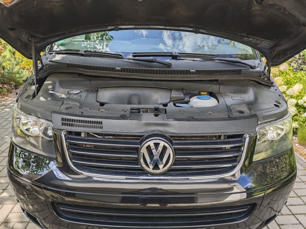 Volkswagen Multivan T5 2.5 TDI 174KM