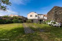 Venda de Casa Estilo Rústico – Pico da Pedra, Ilha de São Miguel Aç