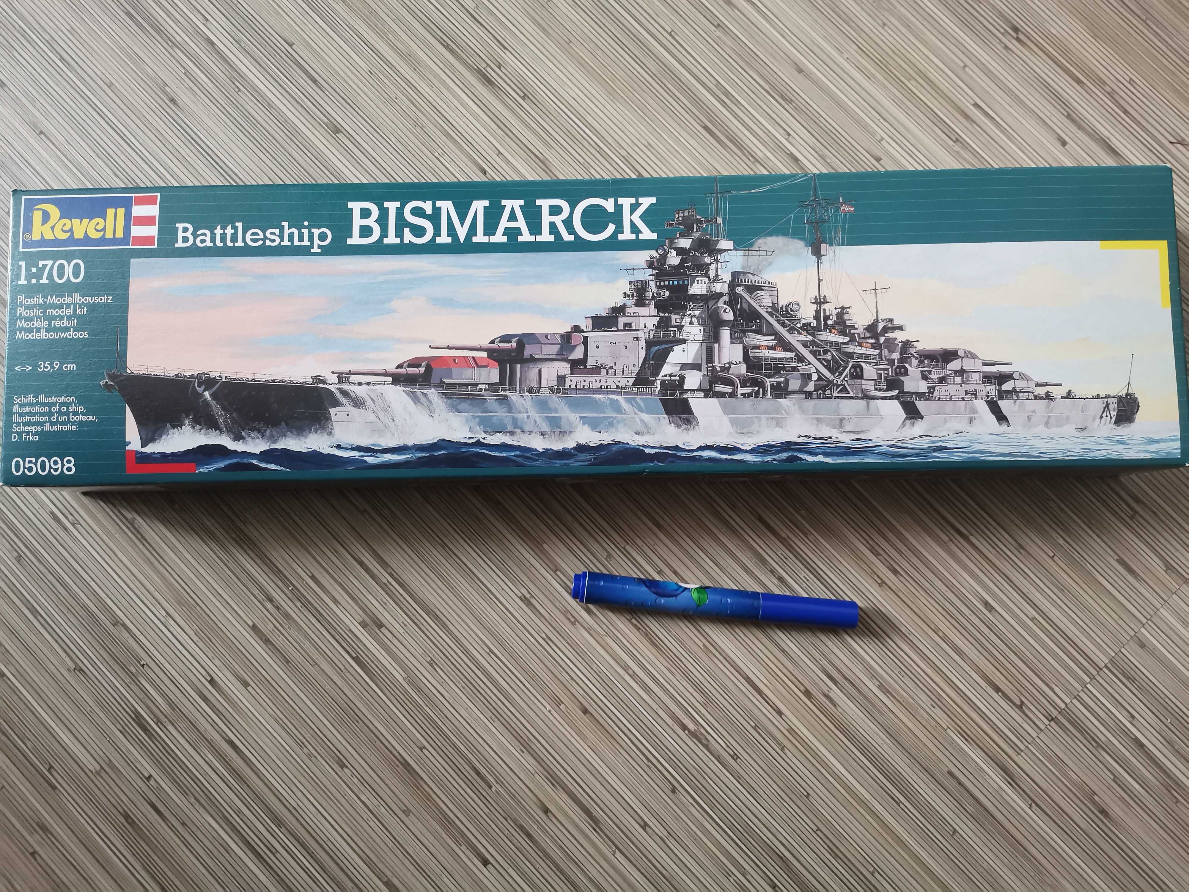 BISMARCK statek do sklejania 295 elementów 35,9cm długości 1:700