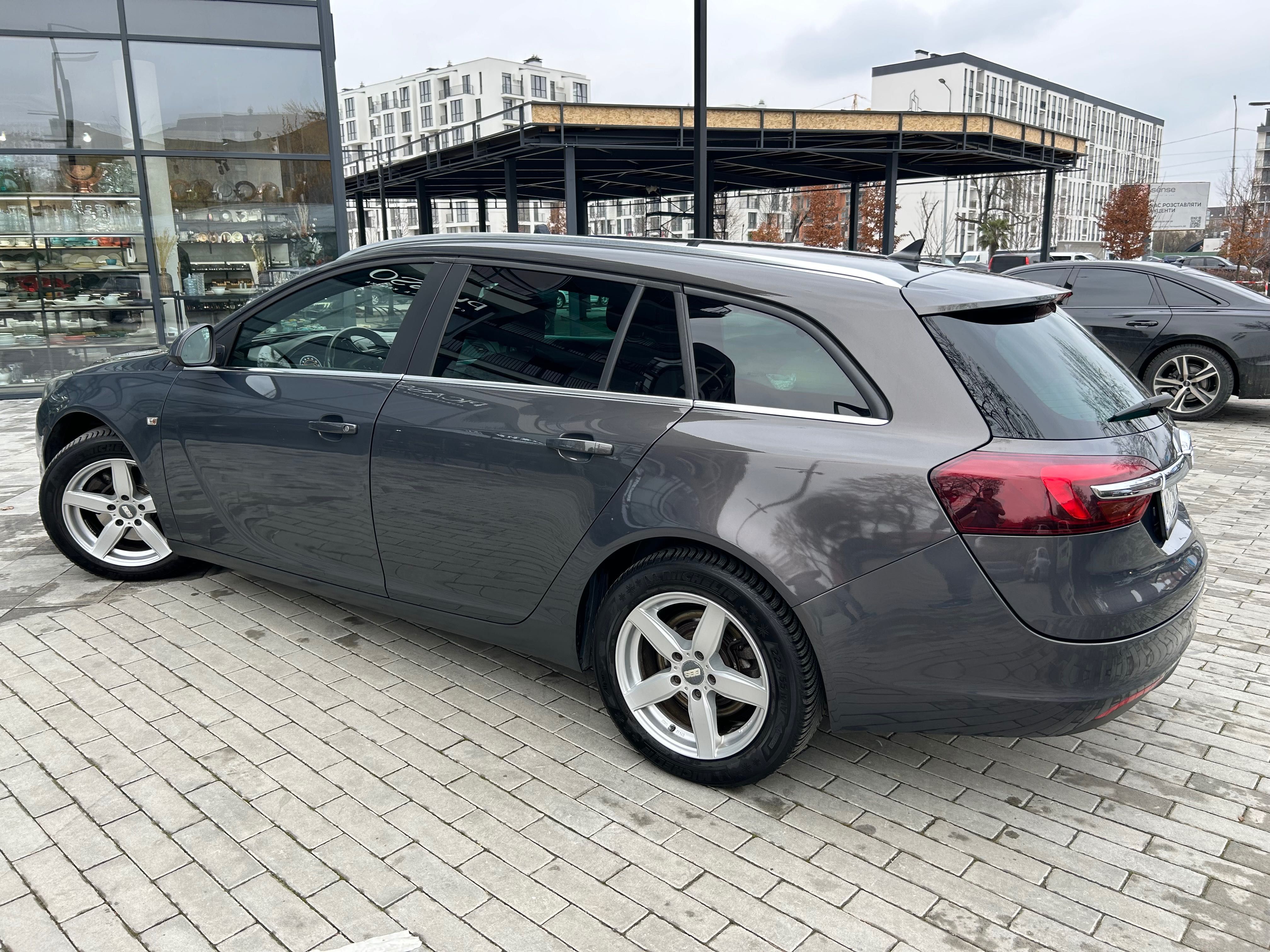 Opel Insignia 1.6