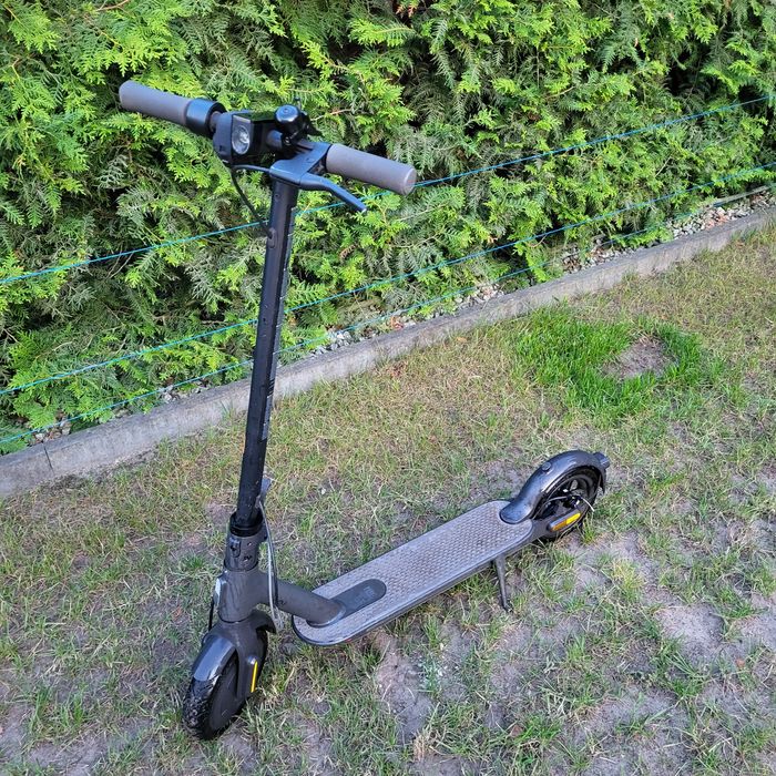Hulajnoga elektryczna xiaomi mi electric scooter essential