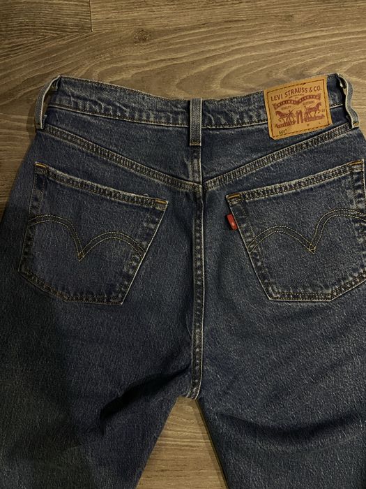 Продам джинси Levis 501