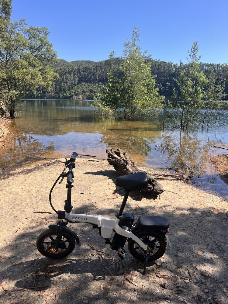 Bicicleta Eletrica Dyu A5 como Nova