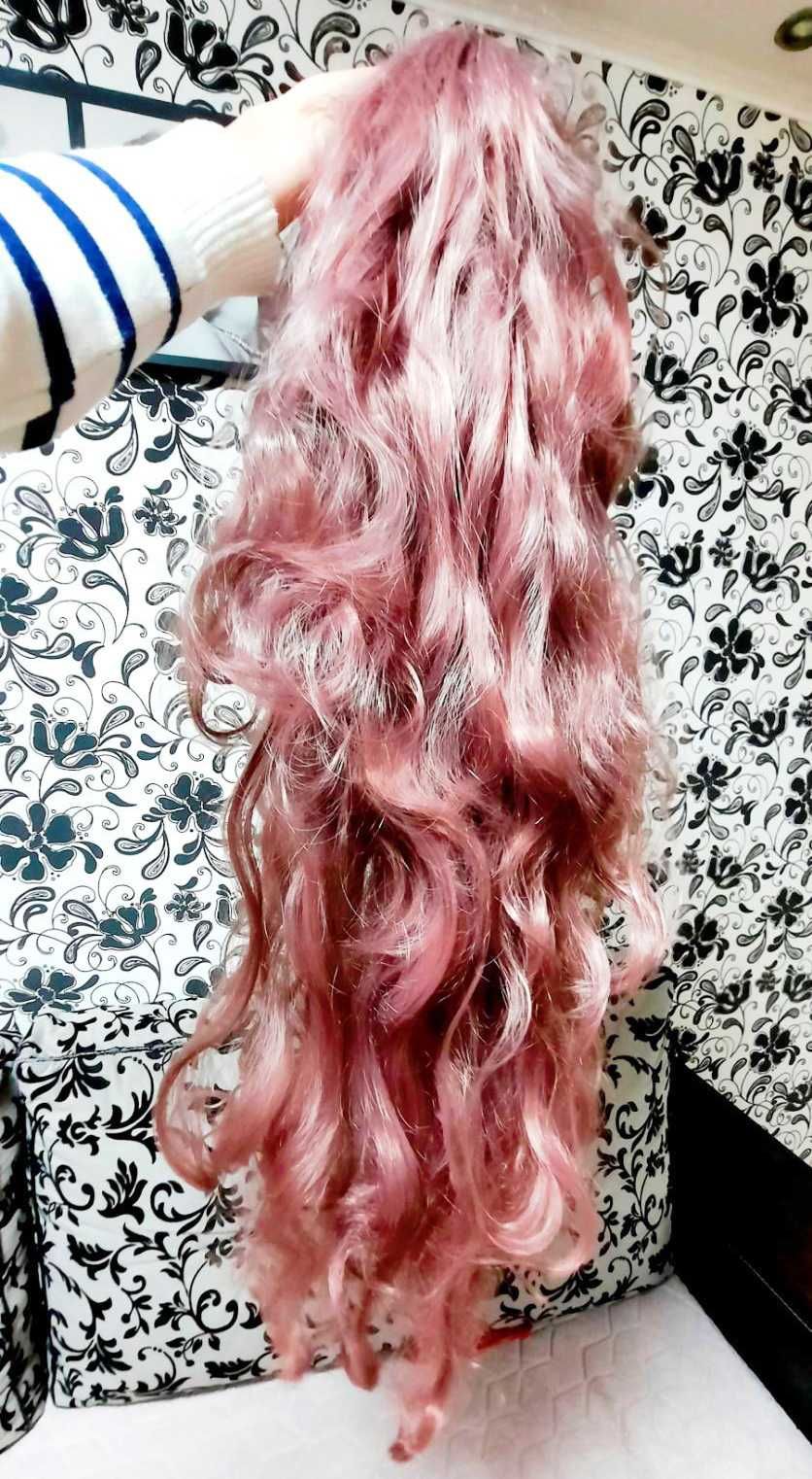 Перука довге красиве хвилясте темно-рожеве волосся