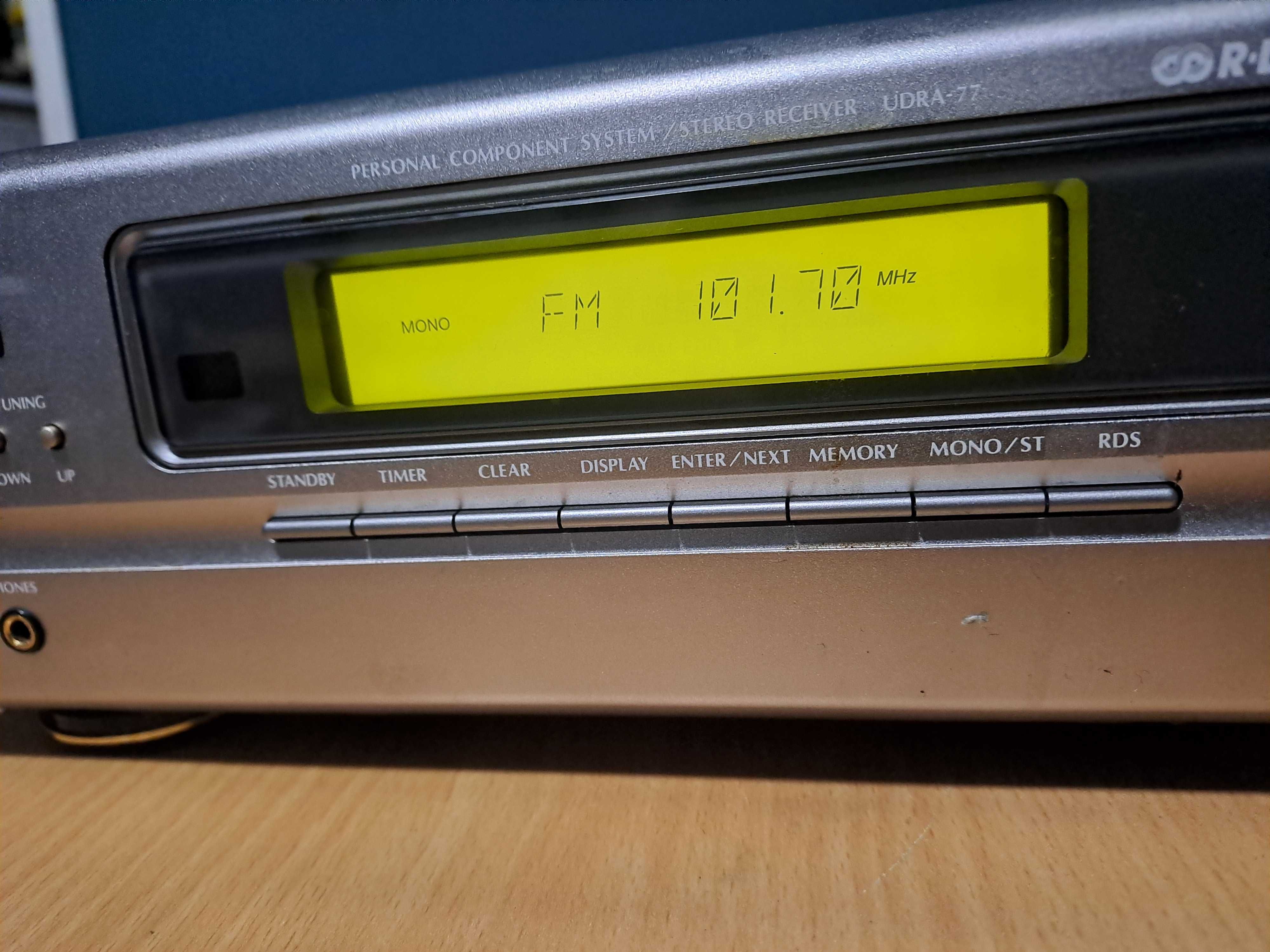 Amplituner DENON D-77