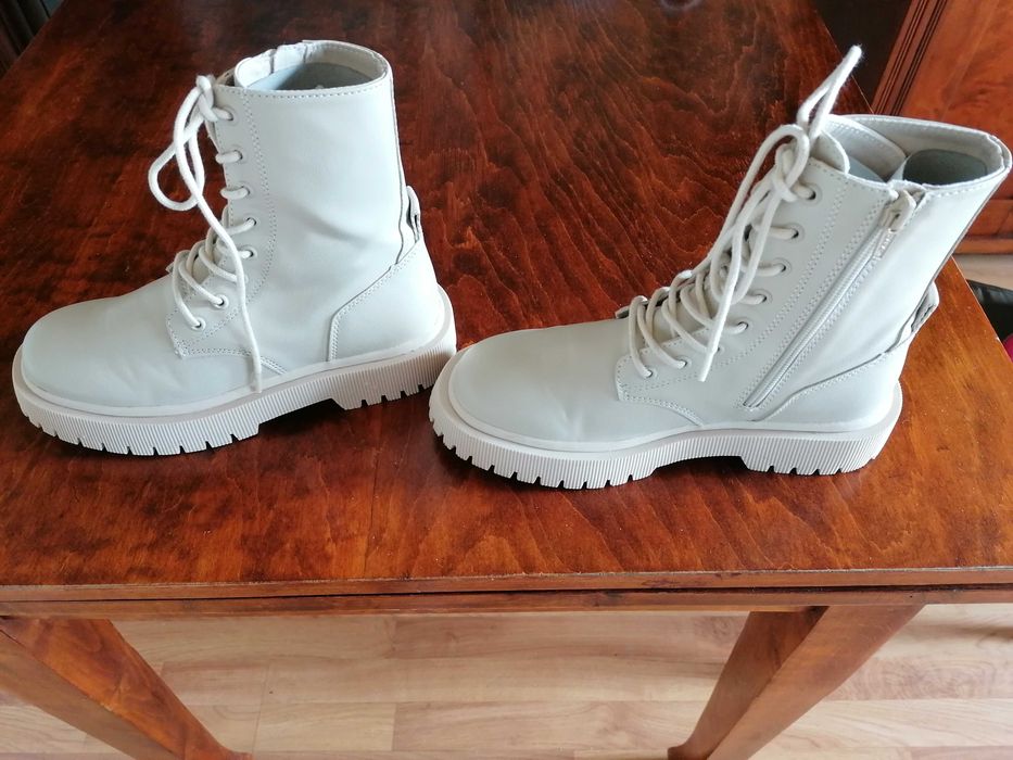 Buty, trapery 36 Zara, dziewczynka wysokie jasne, raz ubrane,