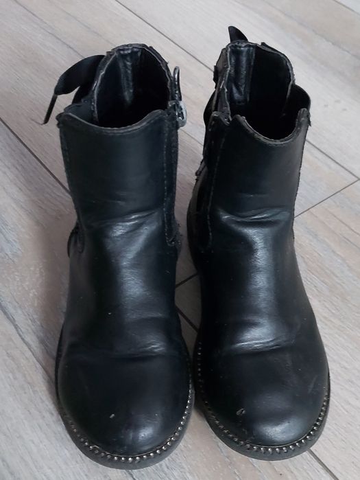 Sprzedam botki  31
