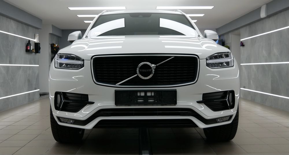 Grill Volvo xc90 czarny