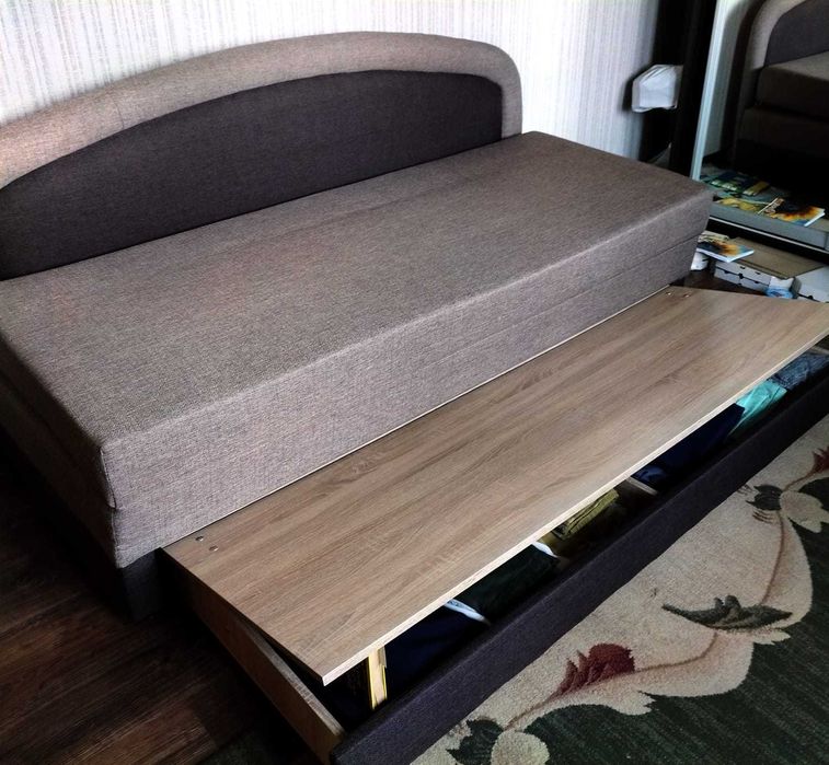 Розкладний диван