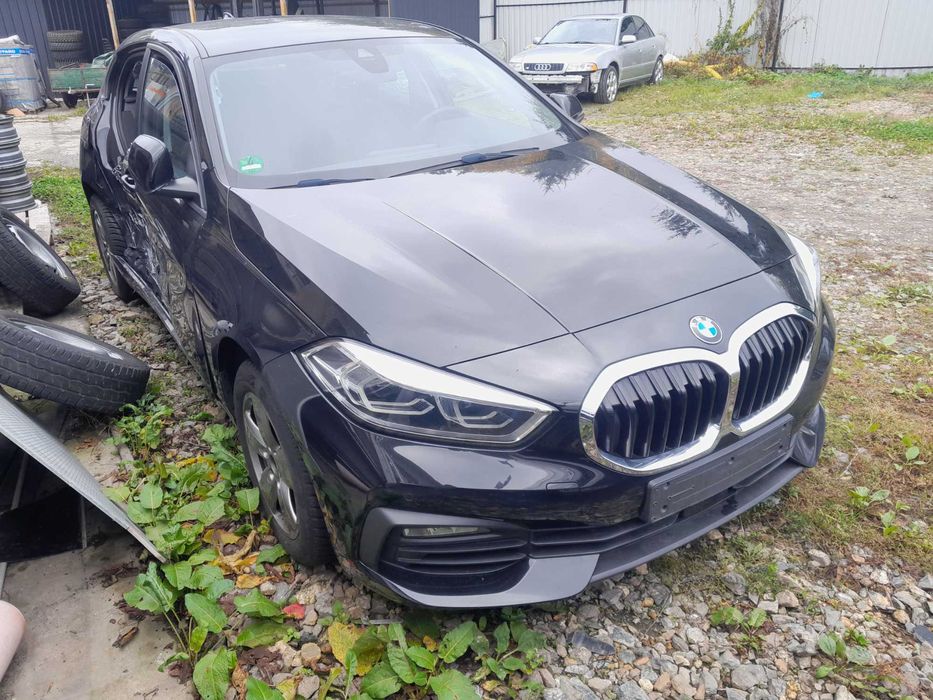 Przód Komplet BMW 118i F40 21r Igła czarny