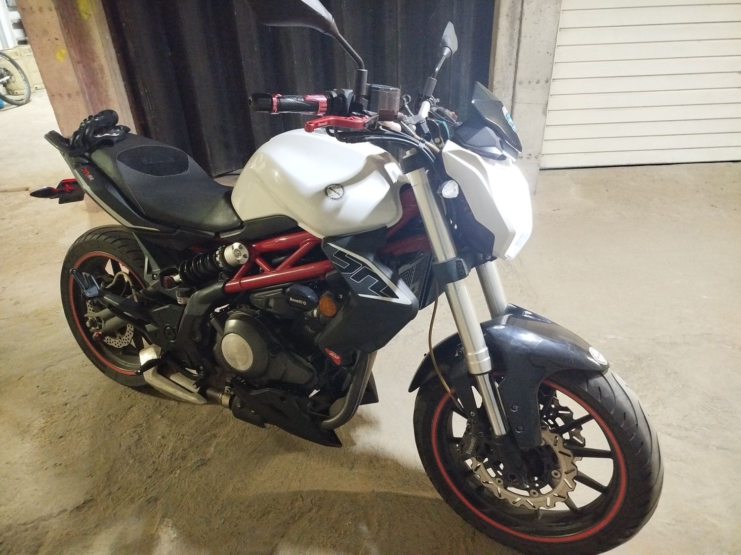 Benelli bn 302 impecável