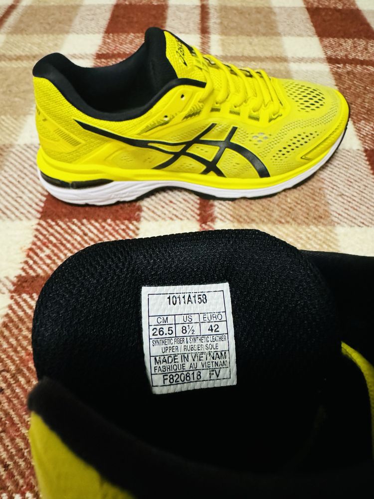 Бігові чоловічі кросівки Asics Gt-2000 (Оригінал), розмір 42