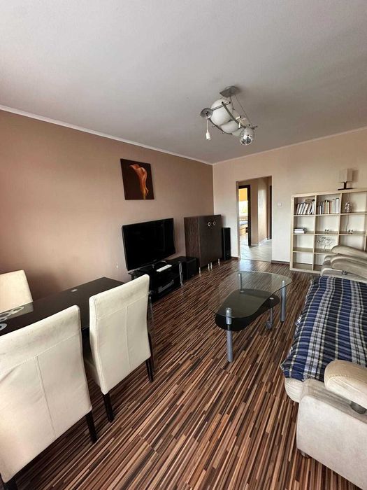 ładne mieszkanie 60m2 literatów blisko strefy