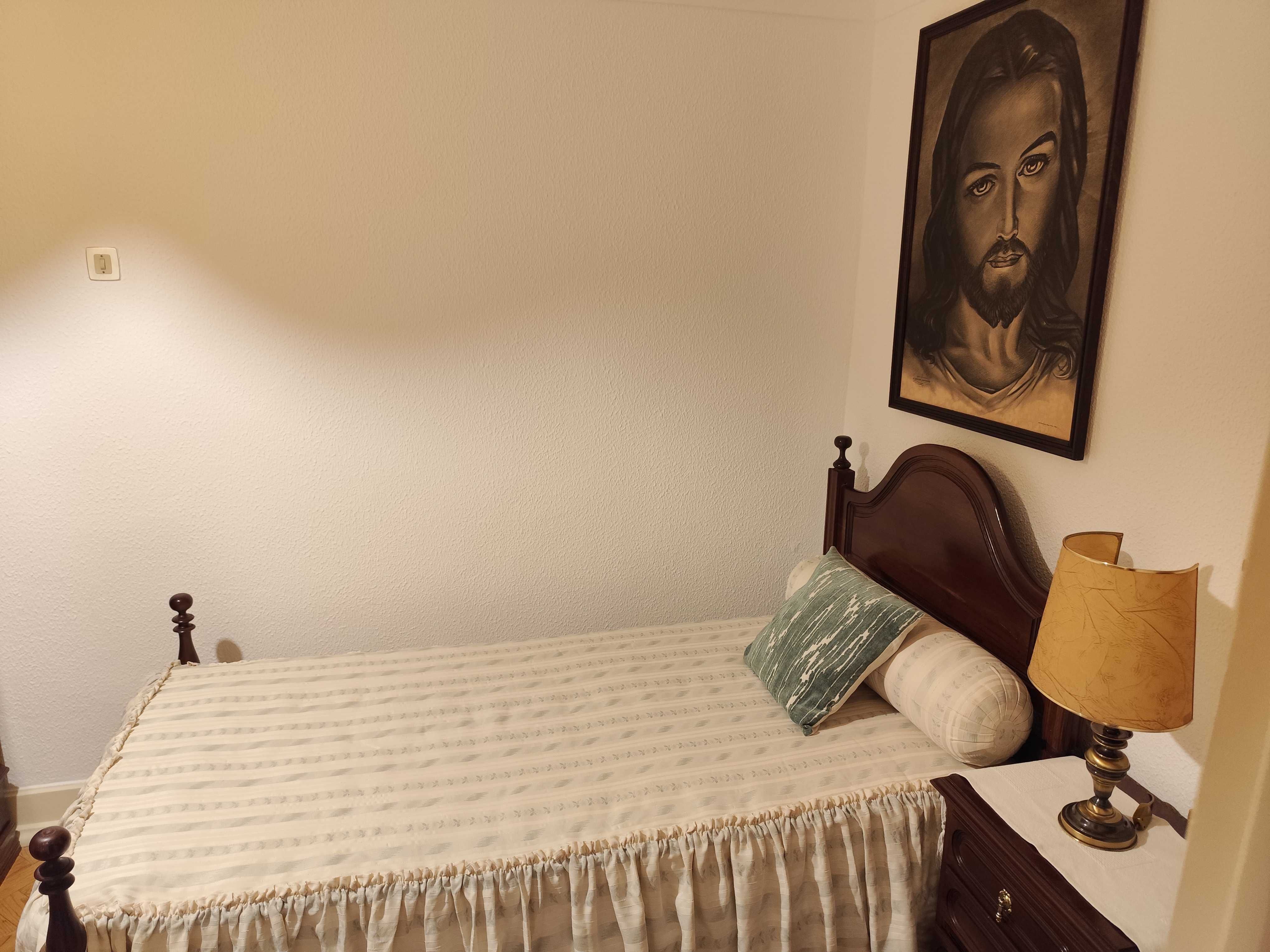 Quarto para arrendar em Évora