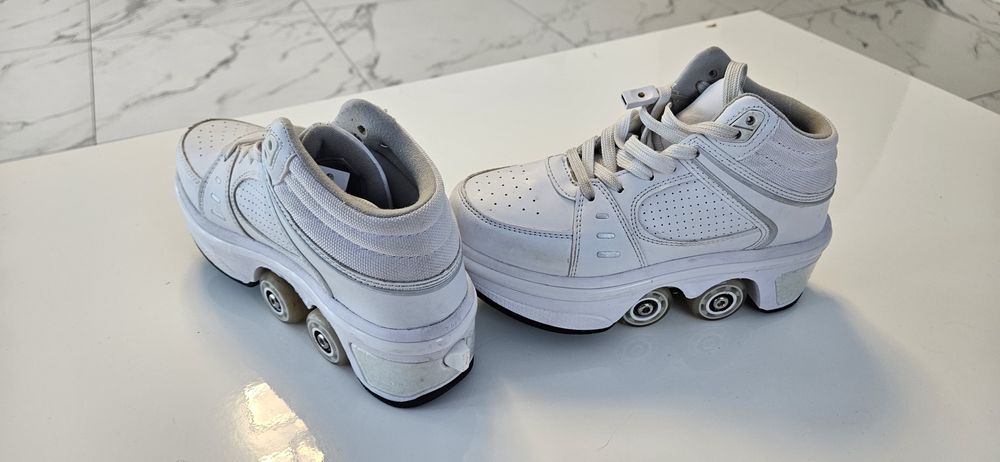 Ролики кросівки з підсвіткою