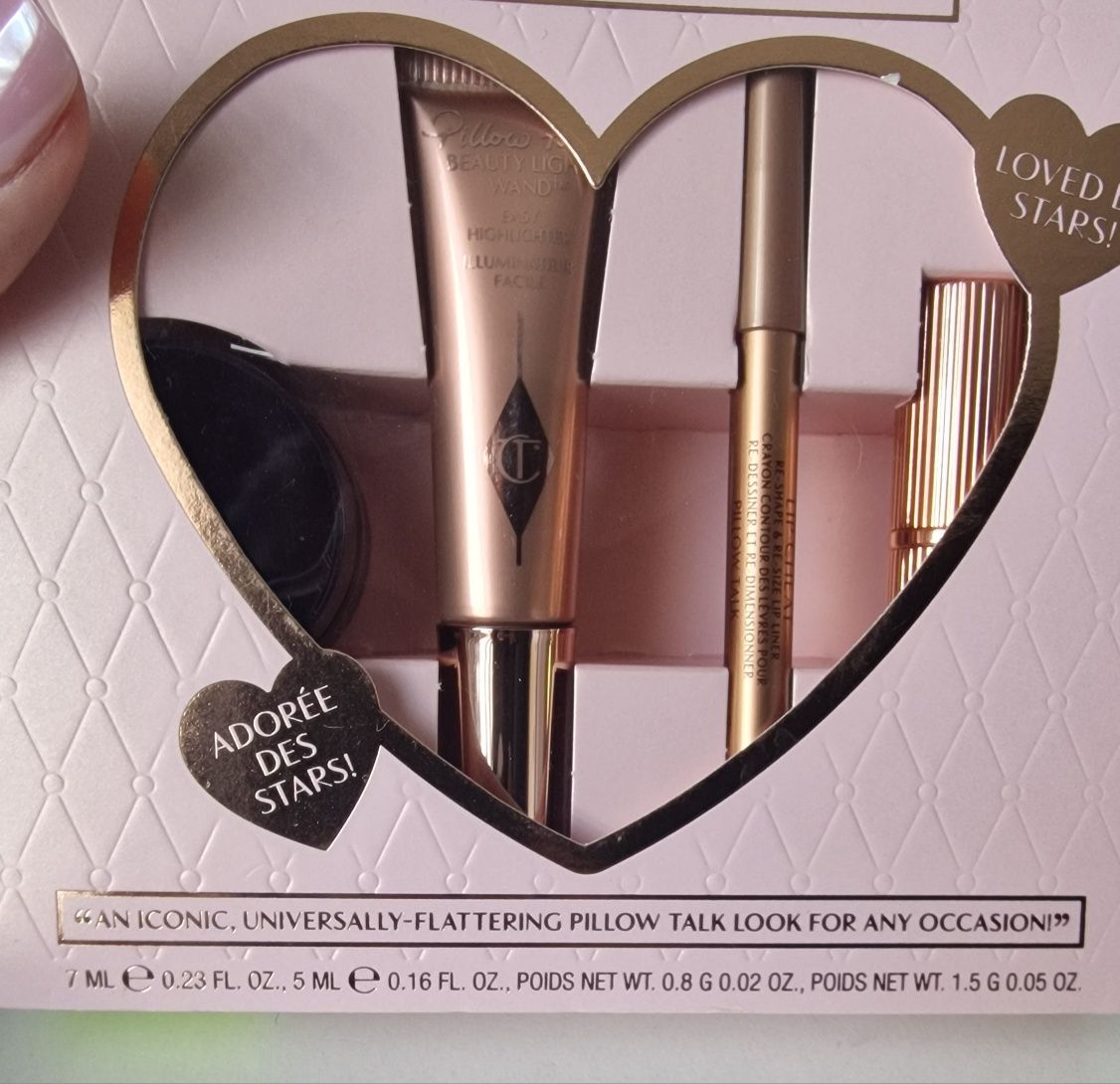 Charlotte Tilbury Pillow Talk Icons on the go kit