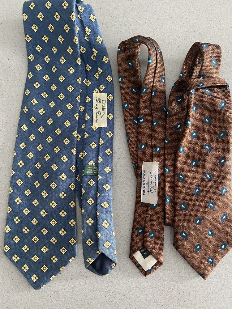 2 gravatas classicas de qualidade superior