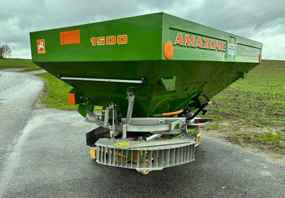 Rozsiewacz nawozu nawozów Amazone ZA-M 1500 Pretix ZAM Kuhn MDS limite