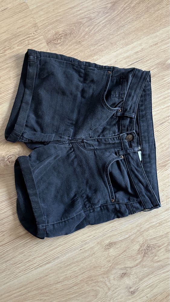 Dopasowane spodenki / szorty damskie H&M r. XS