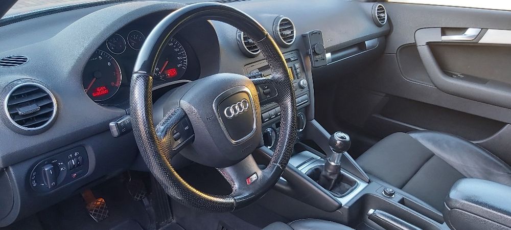 Audi A3 Sline 1.4 benzyna .