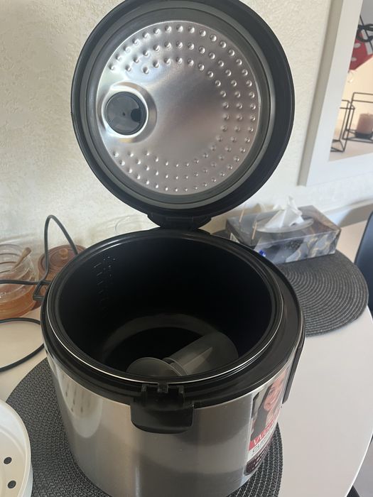 Продам мультиварку