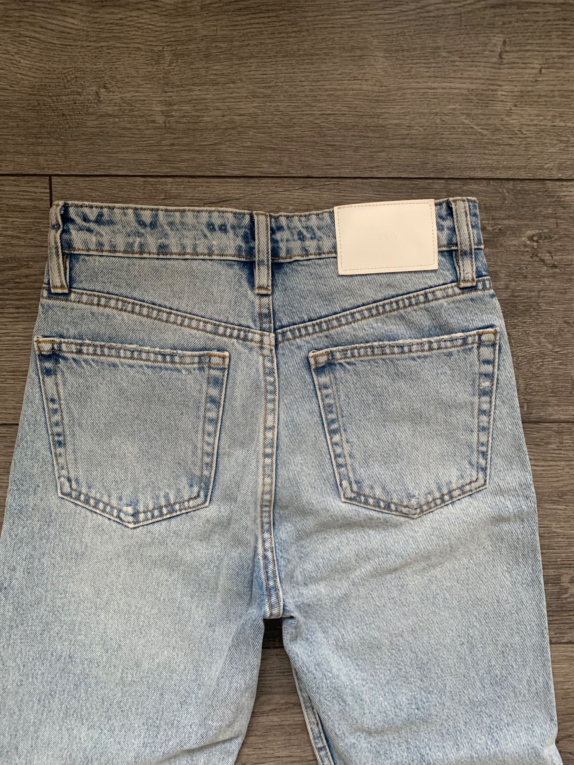 Джинси з високою посадкою Zara