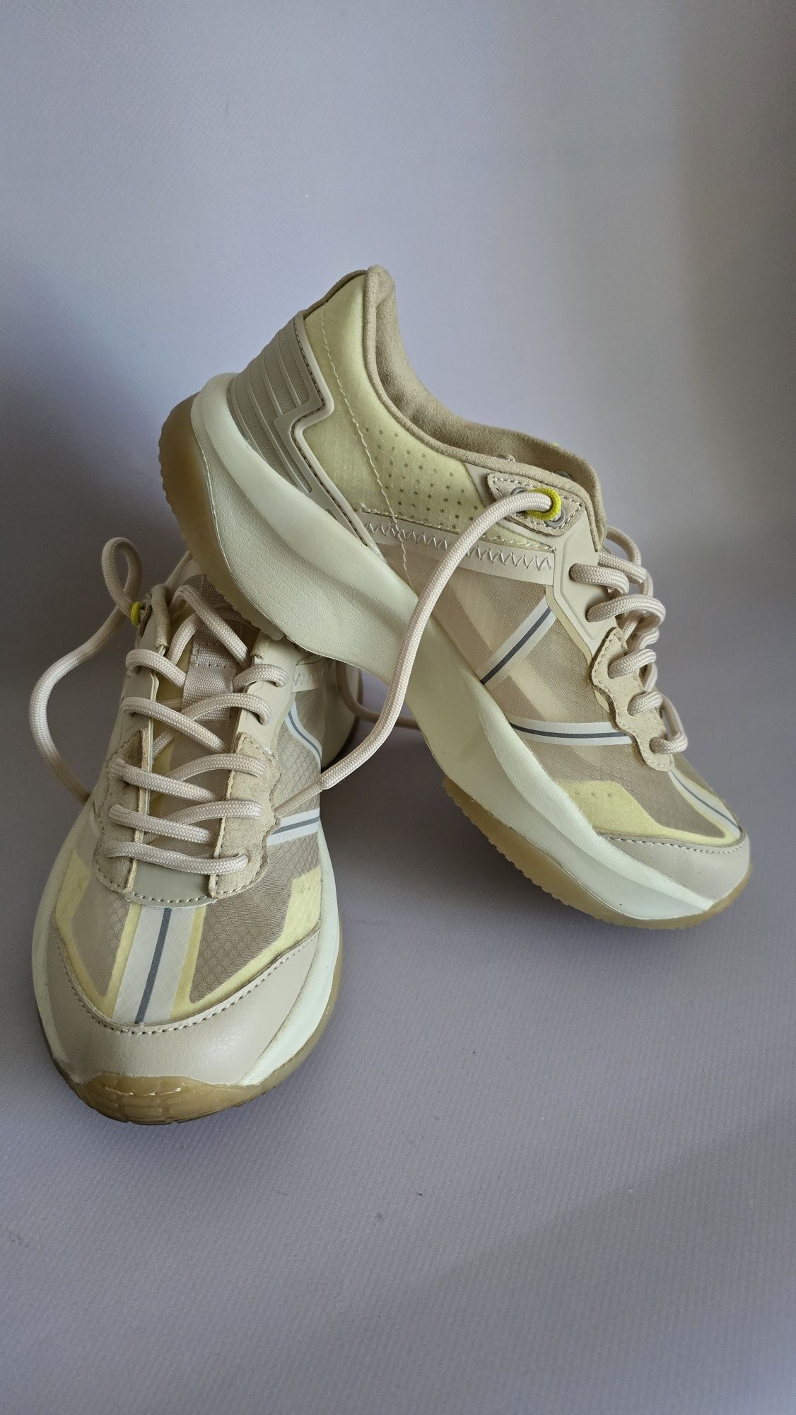 Кросовки Zara 35 p.