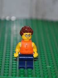 F0501. Figurka LEGO Town - cty1200 Tank Top with Surfer Silhouette