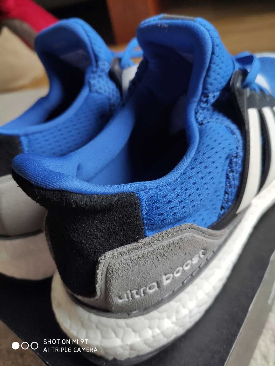 Adidas UltraBoost - US 11, UK 10 1/2, FR 45 1/3