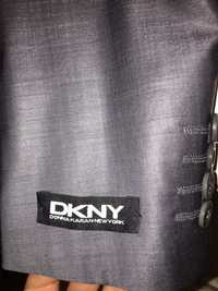 Nowy Garnitur DKNY rozmiar 34, 88% wełna NOWY