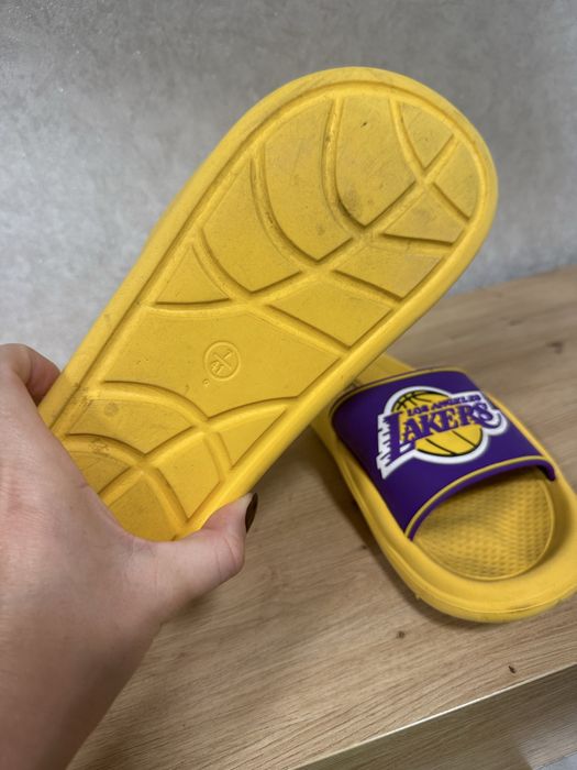 мужские шлепки Lakers 41 размер