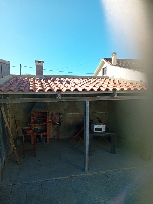 Telha lusa em bom estado