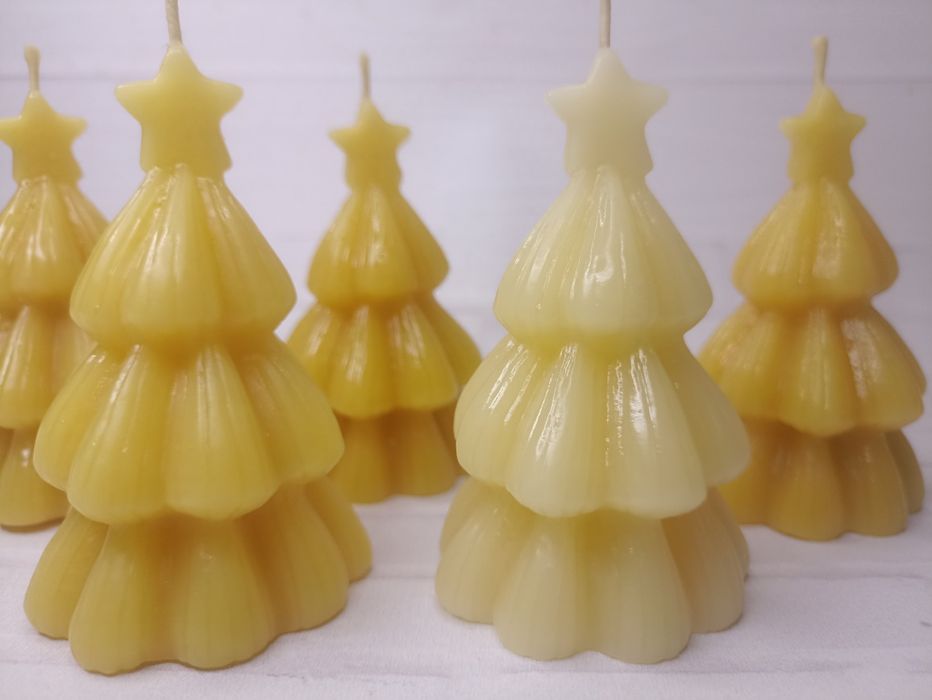 Воскова свічка Ялинка