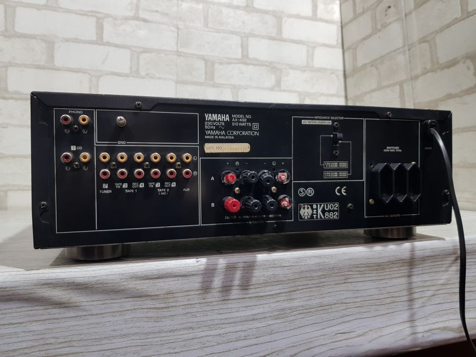 Стерео підсилювач YAMAHA AX-492,*2X130 Вт(8ом), б/у з Німеччини