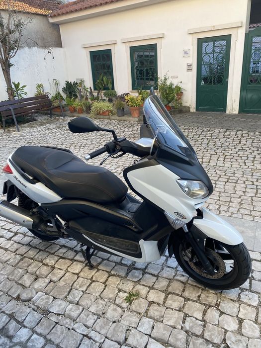 Yamaha Xmax 125