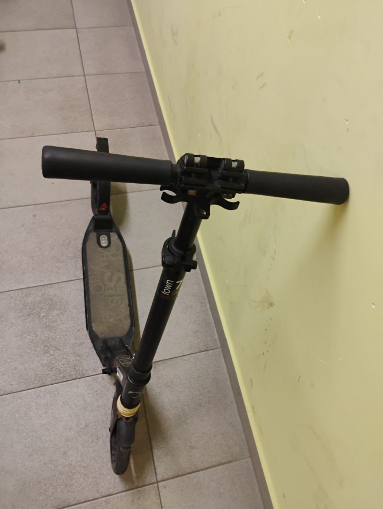 Sprzedam hulajnogę oxelo town7