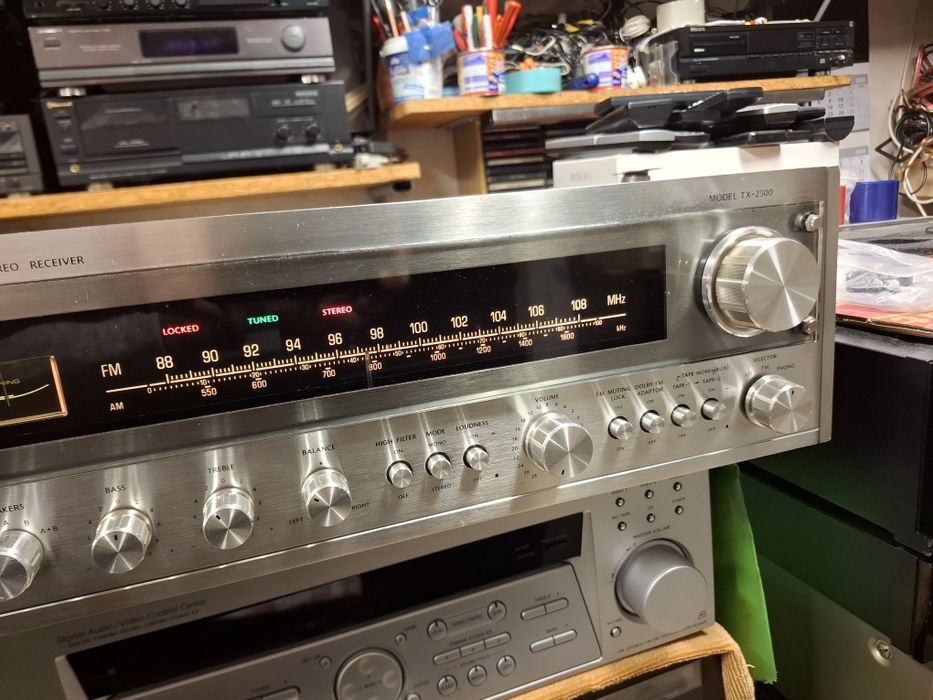 Amplituner Onkyo TX-2500 Stereo